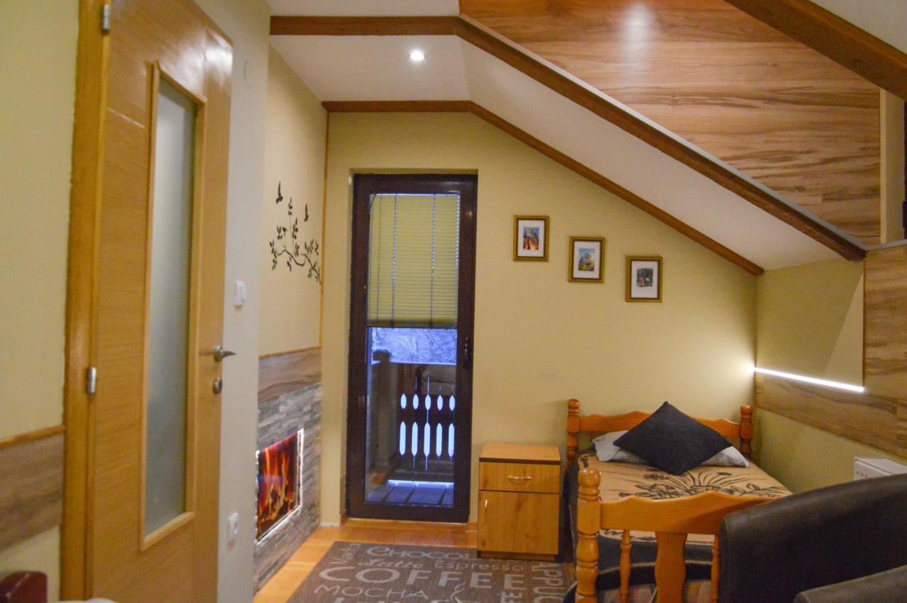 Apartments Josipovic ซลาตีบอร์ ภายนอก รูปภาพ