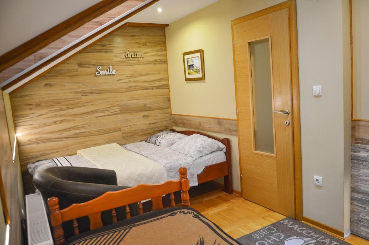 Apartments Josipovic ซลาตีบอร์ ภายนอก รูปภาพ